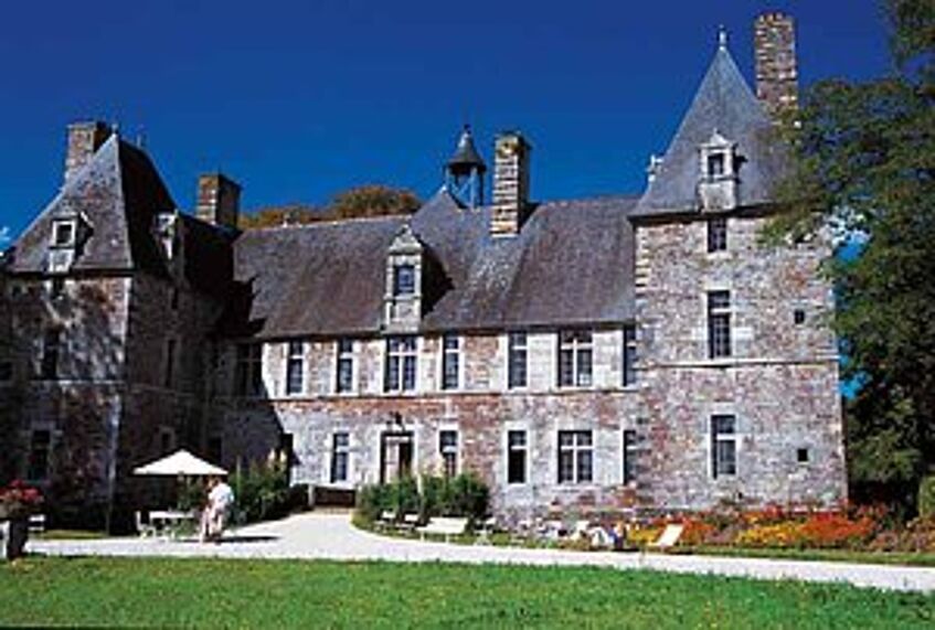 Chateau Cerisy-la-Salle